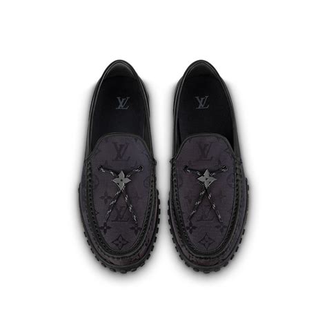 LV Racer Moccasin .